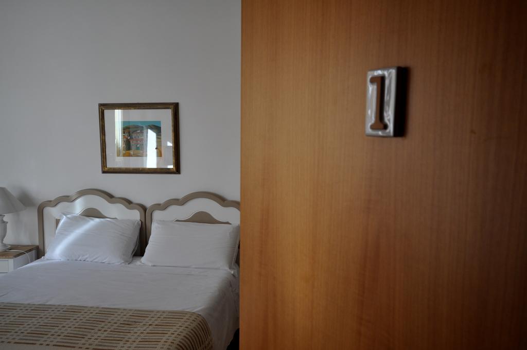 Le Suites Di Tevere Home Roma Quarto foto