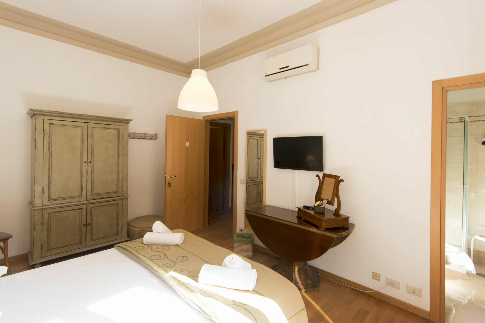 Le Suites Di Tevere Home Roma Exterior foto