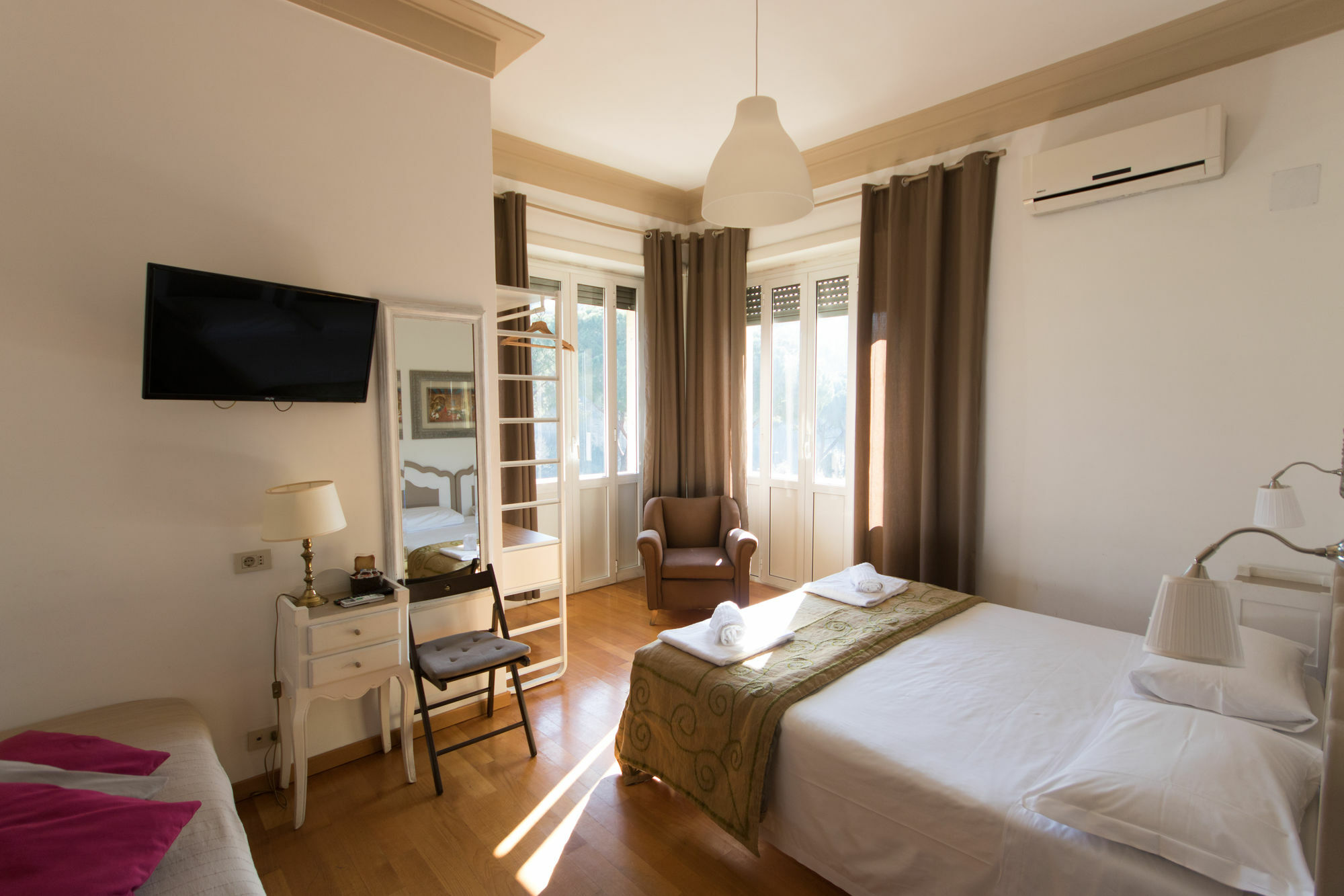 Le Suites Di Tevere Home Roma Exterior foto
